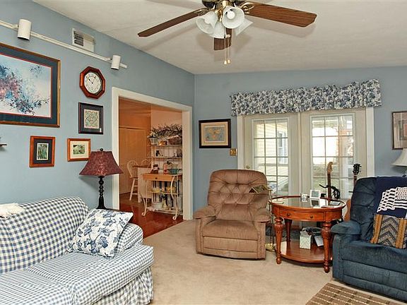 4th image of 3166 Beaver Creek Dr