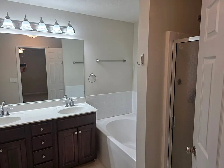 209 Riley Way — Photo 3
