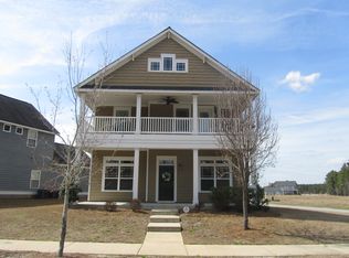 4 Moonlight Trl, Port Wentworth, GA 31407