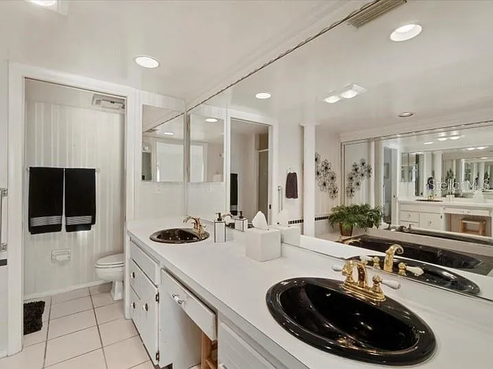 2900 Gulf Blvd #211 — Photo 30