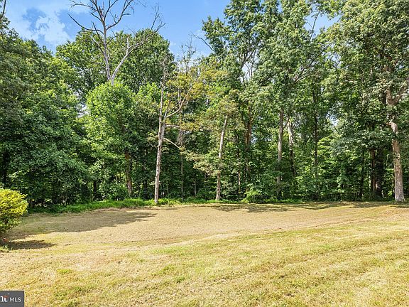 4th image of 10116 Westford Dr