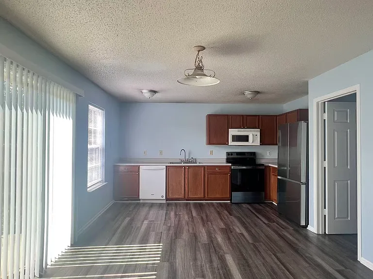2473 Harvest Moon Dr — Photo 5