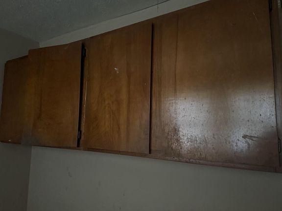 5th image of 2204 Andrews Rd