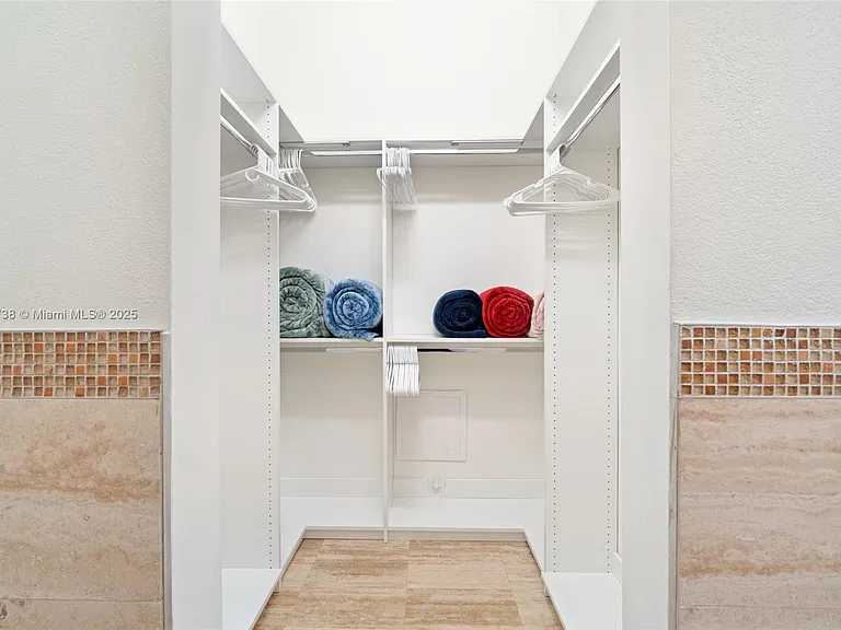 5424 SW 154th Pl — Photo 23