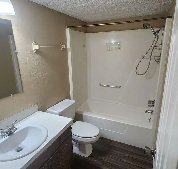 312 N Wilson Ave #C — Photo 8