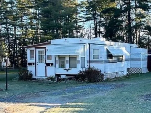 207 Whisper Circle #46, Panton, VT 05491