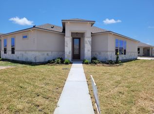 2001 Seguin Ave, Victoria, TX 77901