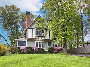 6 Galloway Rd, Warwick, NY 10990