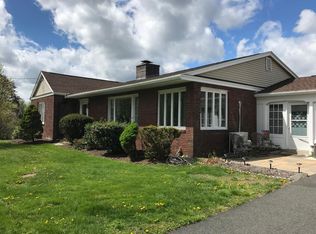 863 Ridge Rd, Wilbraham, MA 01095