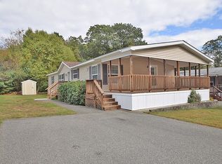 7 Medallion Rd, Holbrook, MA 02343