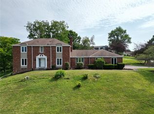 105 Lexington Dr, Mc Murray, PA