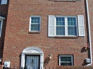 45 Downing St, Charleston, WV