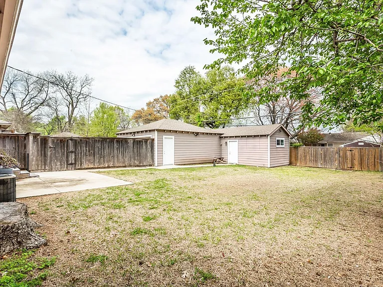 570 Bondstone Dr — Photo 24