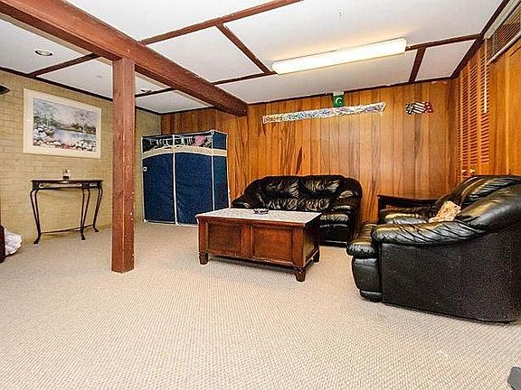 5th image of 2842 W Berwyn Ave