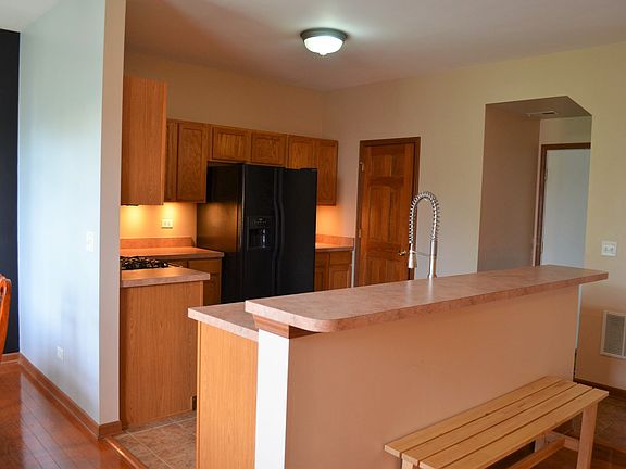 4th image of 24339 Leski Ln