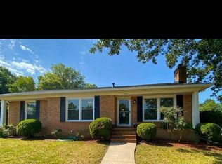 7300 Woodstream Dr, Charlotte, NC 28210