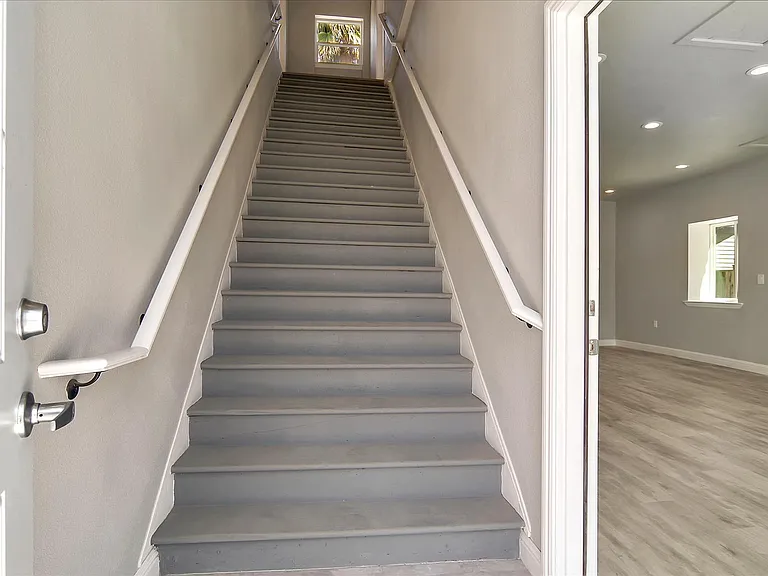 298 N 7th St #220 — Photo 10