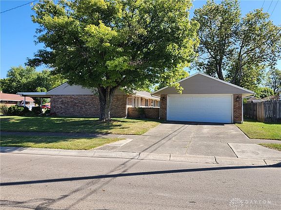 3rd image of 5600 Moorefield Dr