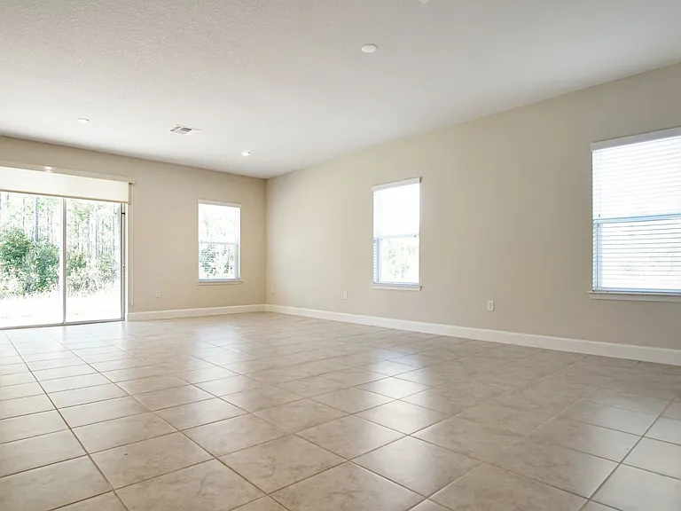 1419 Eucalyptus Way — Photo 16