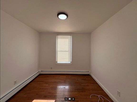 4th image of 21-23 E 17th St #5