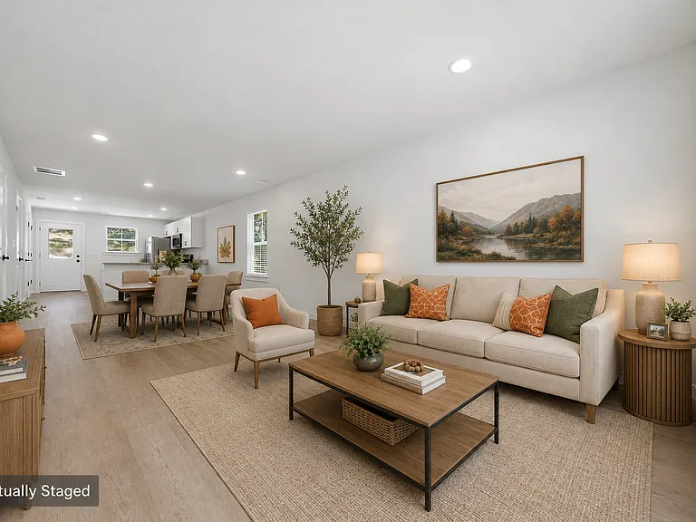 131 8th Avenue Dr SE — Photo 5