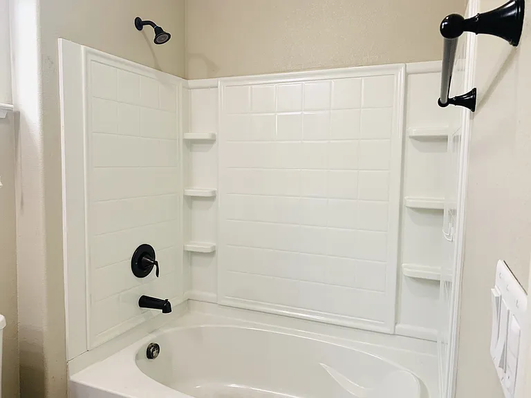 1160 Flurry Dr — Photo 4