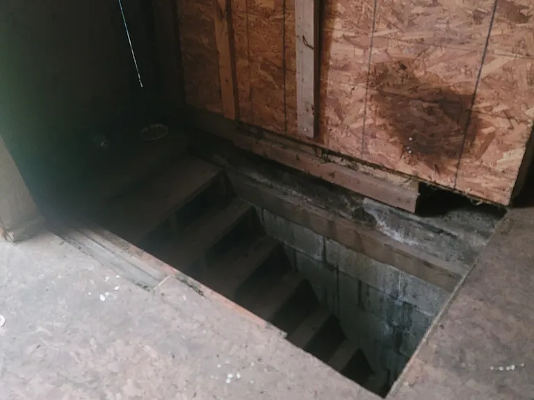 Under Ground Bunker