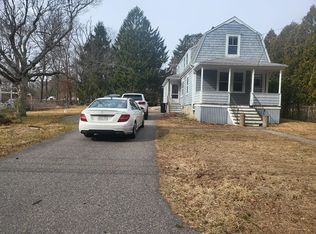 292 Chase Rd, Dartmouth, MA 02747