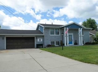 2854 Elmwood St, Port Huron, MI 48060