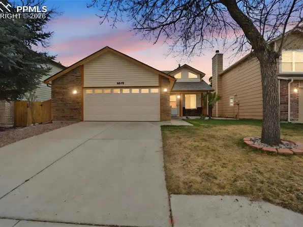 6858 Sproul Ln, Colorado Springs, CO 80918