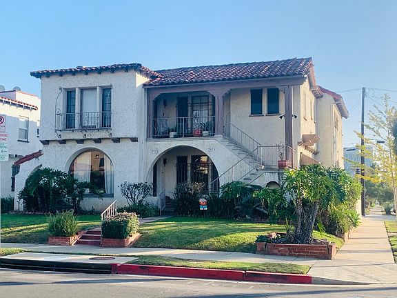 4th image of 7972 W 4th St