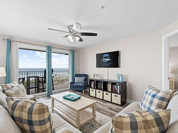 5th image of 670 Nautilus Ct Unit 205