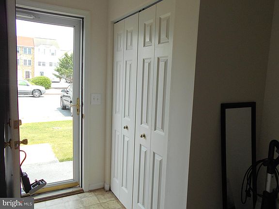 3rd image of 106 Wood Duck Dr