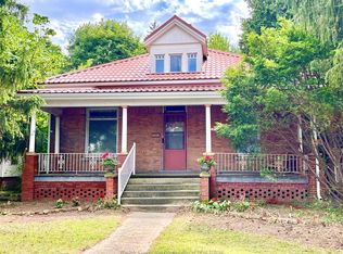 62 Lacroix St, Chatham Kent, ON N7M 2T6