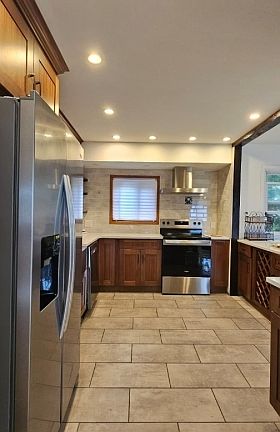 5th image of 11 Martha Ave
