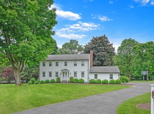 120 High Point Ln, Fairfield, CT 06824