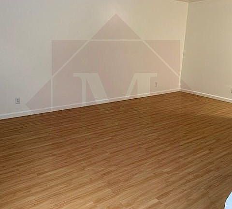 5th image of 3754 San Remo Dr APT 19