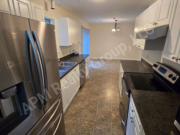2nd image of 212 Jasmine Place Dr