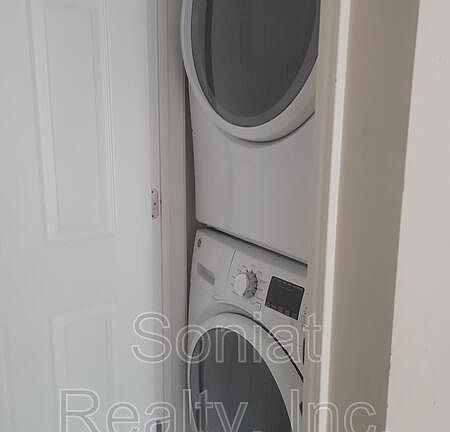 3rd image of 2513 Mazant St #2513