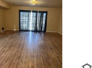 213 Fabyan Pl #1, Newark, NJ 07112