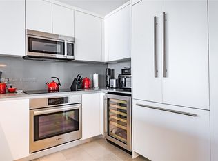 88 SW 7th St APT 3301, Miami, FL 33130