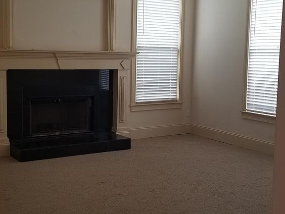 2nd image of 2548 Governors Walk Blvd