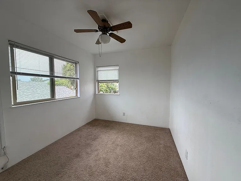 94-1098 Awalua St — Photo 30