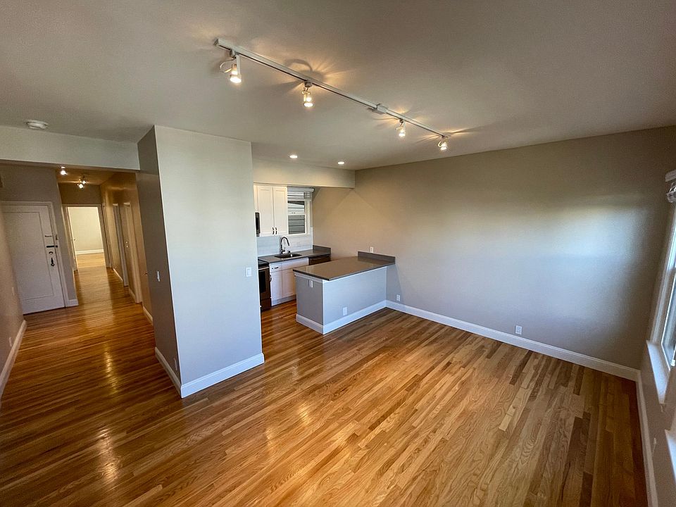 1st image of 2232 North Dr #10
