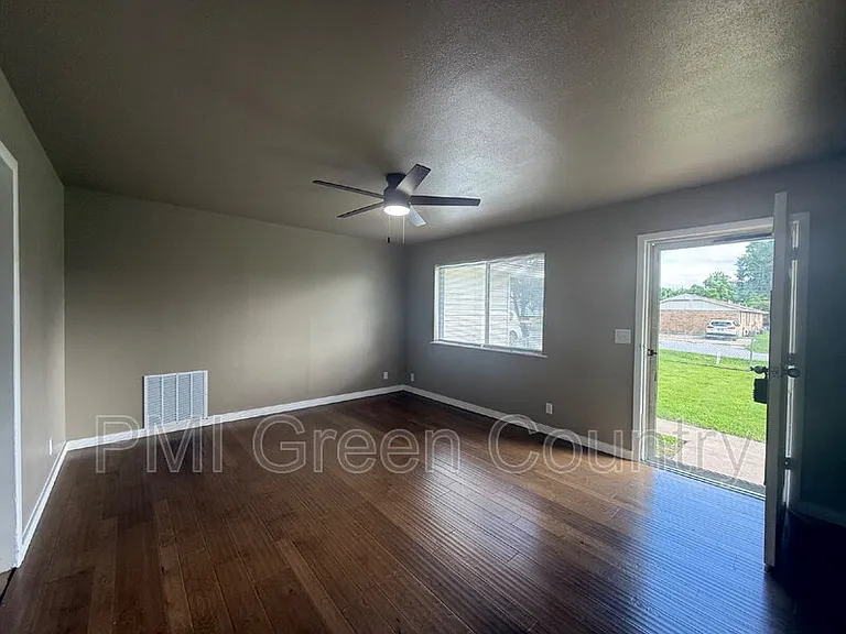 30375 E 150th St S — Photo 15
