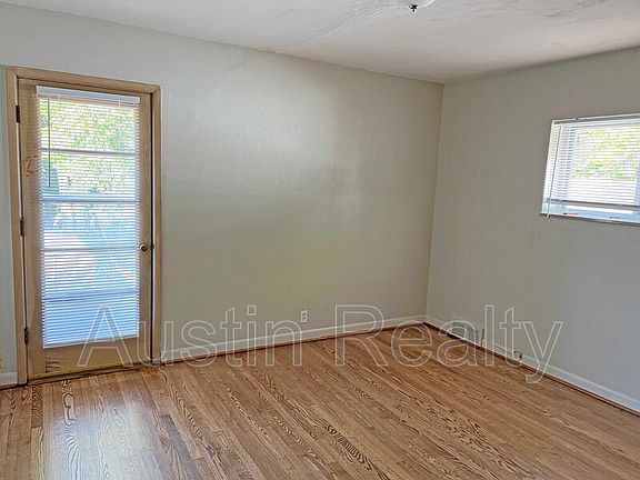 5th image of 767 Lepere St Floor 2