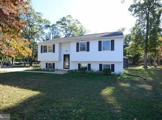 8112 Armiger Dr, Pasadena, MD