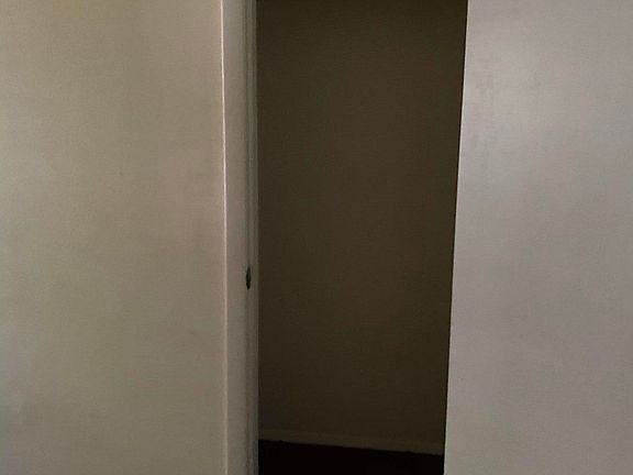 5th image of 1028 Daniel St