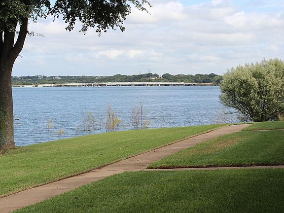 View of the East Side of Lakeshore