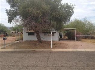 305 S Copper Dr, Apache Junction, AZ 85120